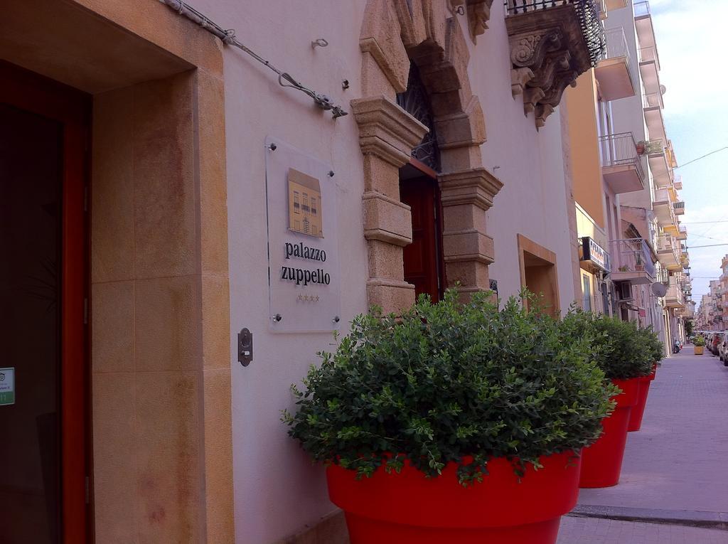 אוגוסטה Hotel Palazzo Zuppello מראה חיצוני תמונה
